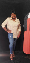 Load image into Gallery viewer, Desert Sand Button Down ( Curvy)